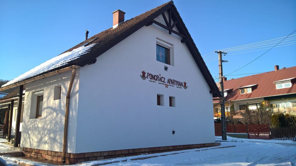 Pongracz Apartman Zirc Exterior photo