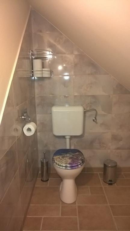 Pongracz Apartman Zirc Exterior photo